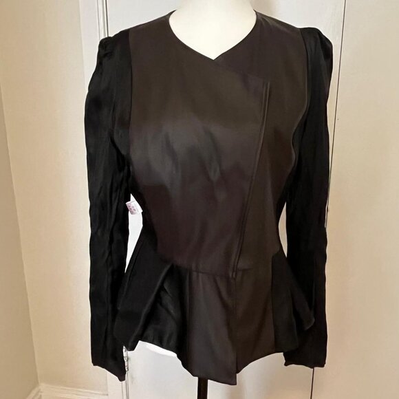 Peplum Fall Jacket – Size 44 (US 8 / Medium) - Picture 6 of 11